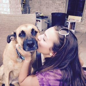 Meet your Posher, Elly